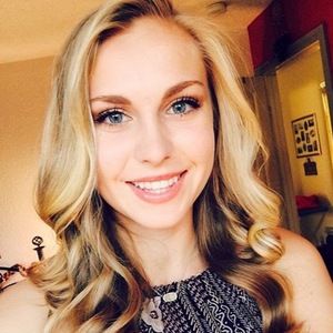 Meet your Posher, Claire